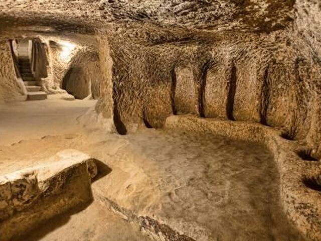 KAPADOKYA VE ÜRGÜP TURU